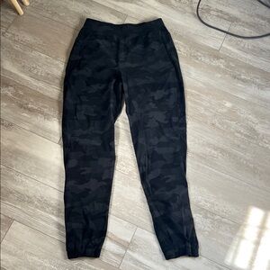 Lululemon joggers